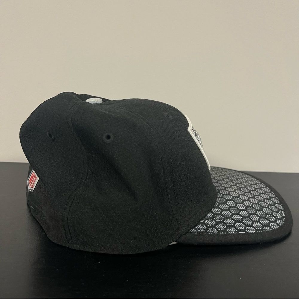 Las Vegas Raiders New Era Hat fitted medium/large black gray bill 39thirty Cap - Picture 4 of 6